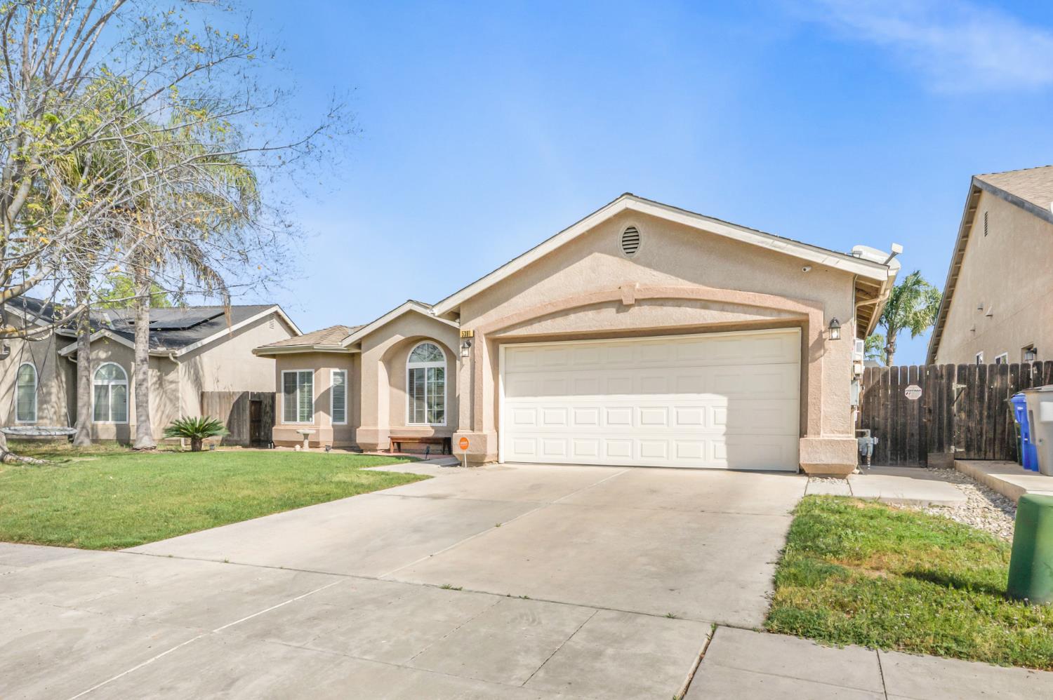 5391 E Burns Avenue, Fresno, CA, 93725