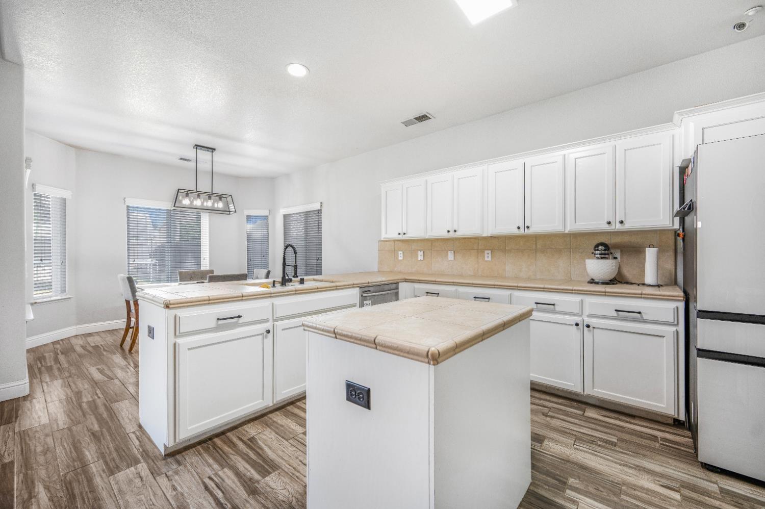 5391 E Burns Avenue, Fresno, CA, 93725