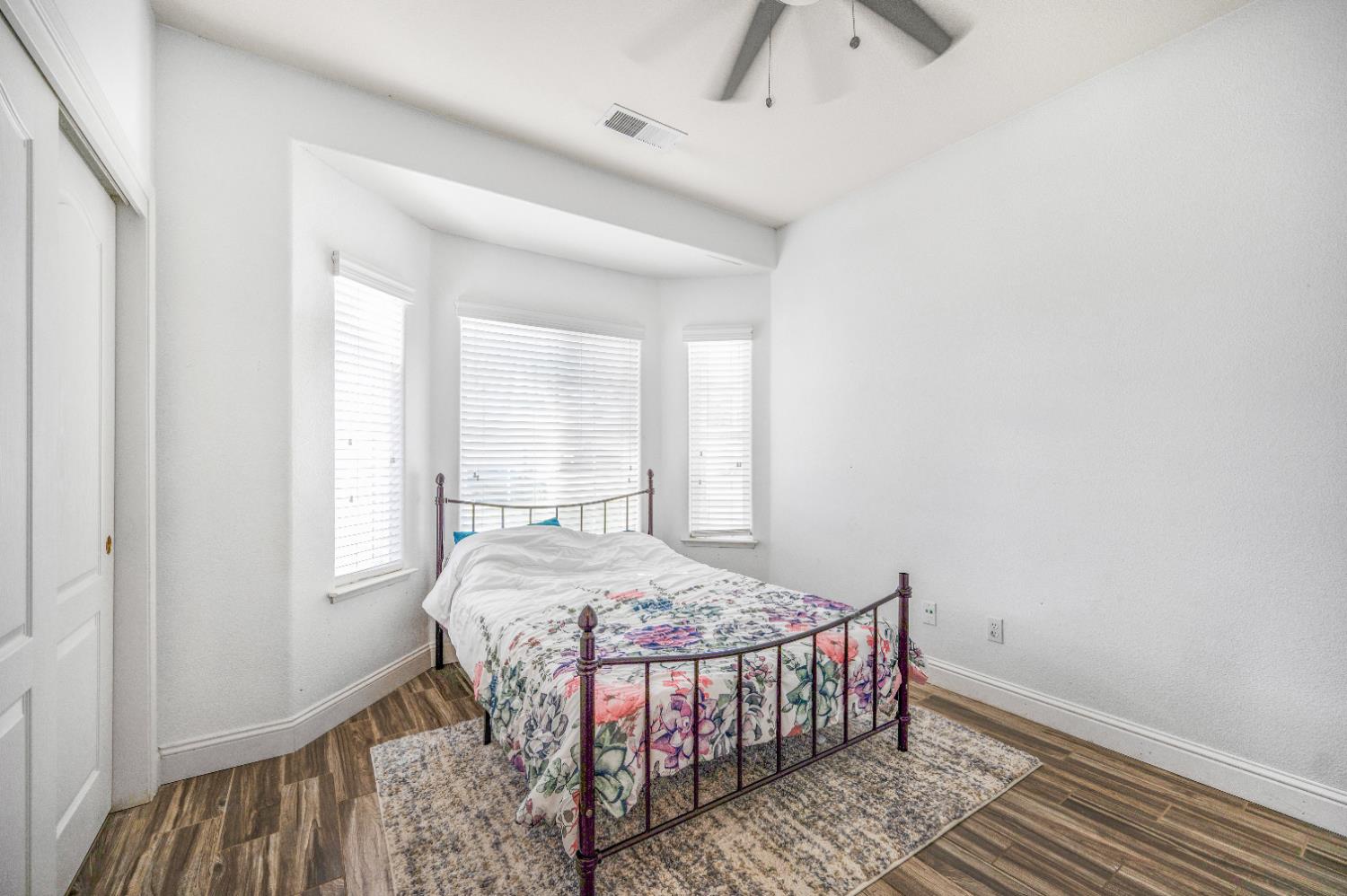 5391 E Burns Avenue, Fresno, CA, 93725