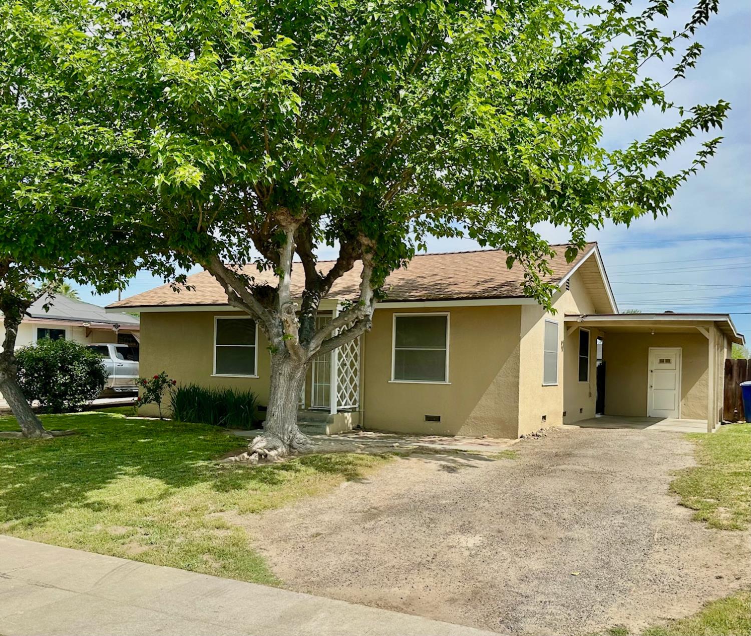 Single Family in Hanford - photo 2