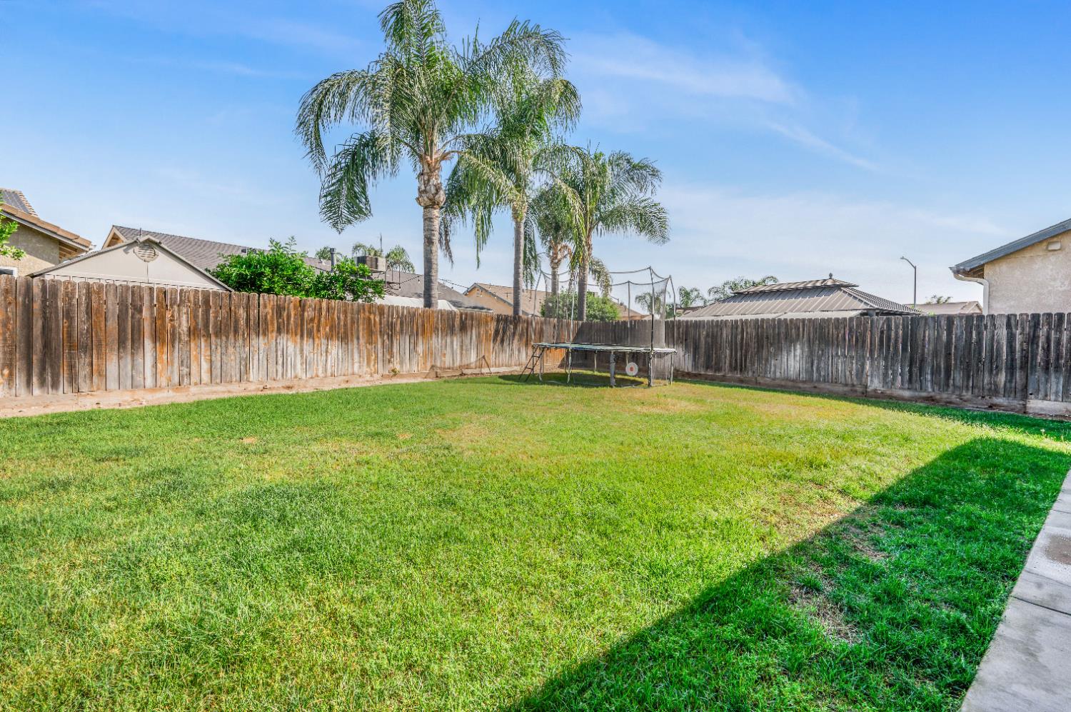 5391 E Burns Avenue, Fresno, CA, 93725