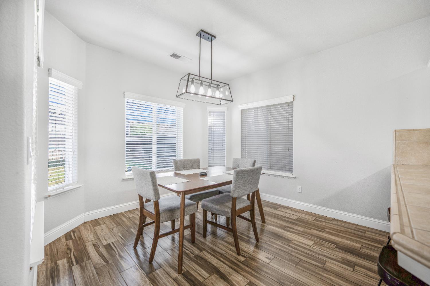 5391 E Burns Avenue, Fresno, CA, 93725