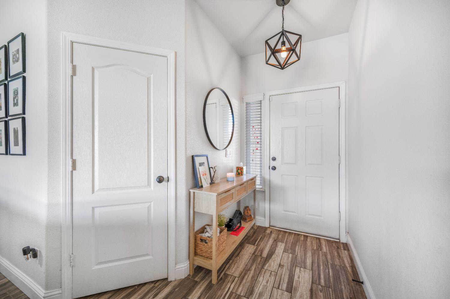 5391 E Burns Avenue, Fresno, CA, 93725