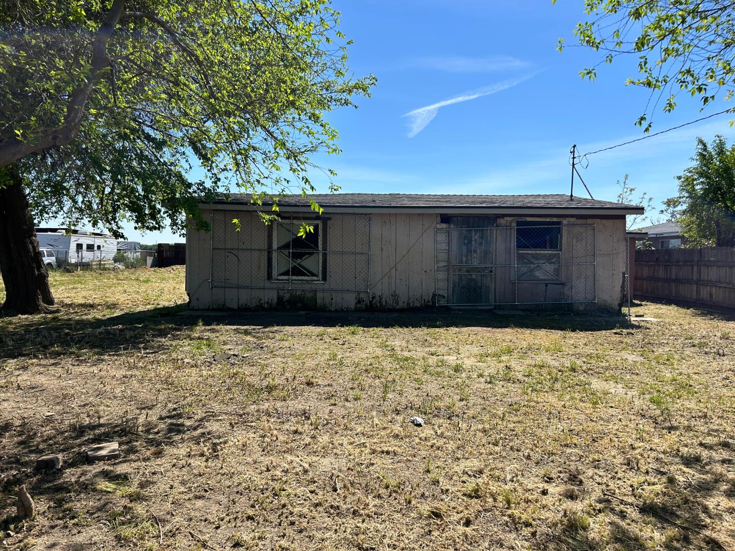 Single Family in Fresno - photo 3