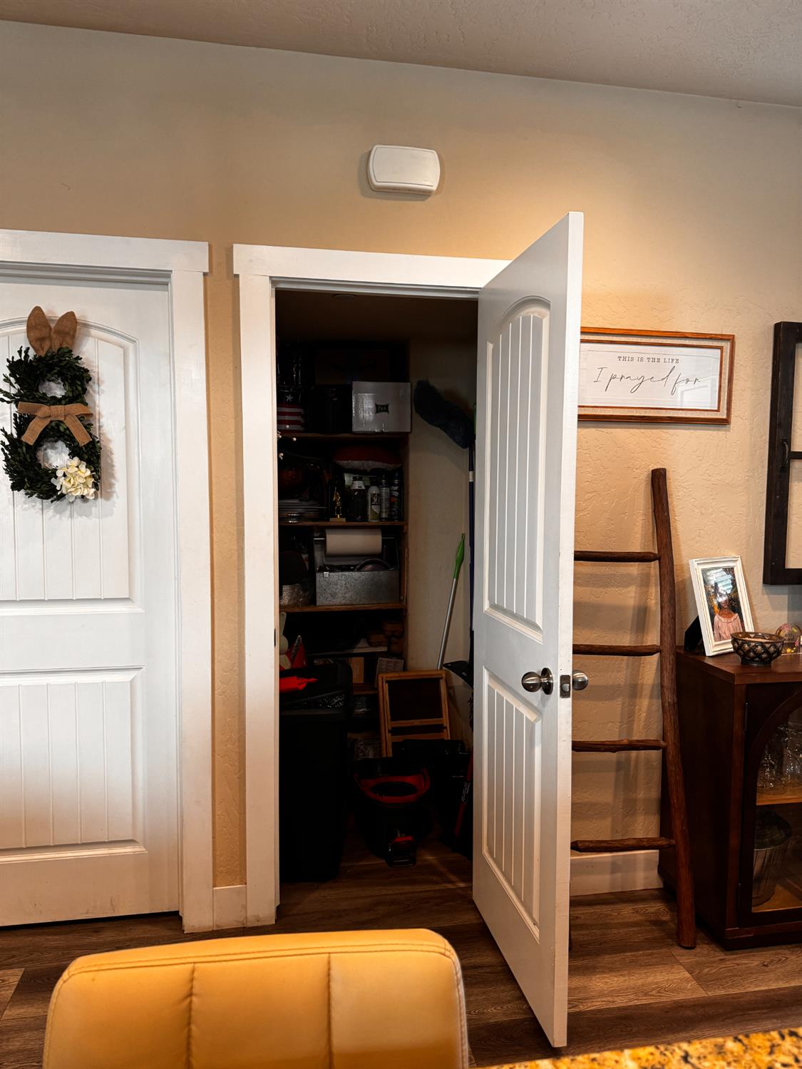 6878 W Alana Drive W, Fresno, CA, 93722