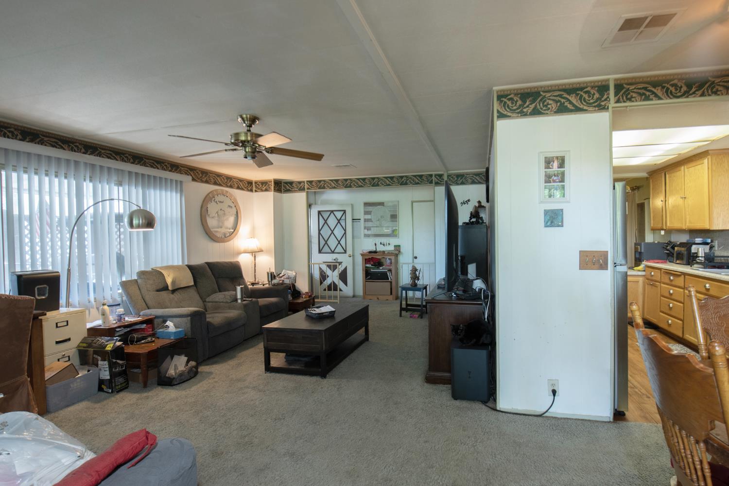 Mobile Home in Fresno - photo 3