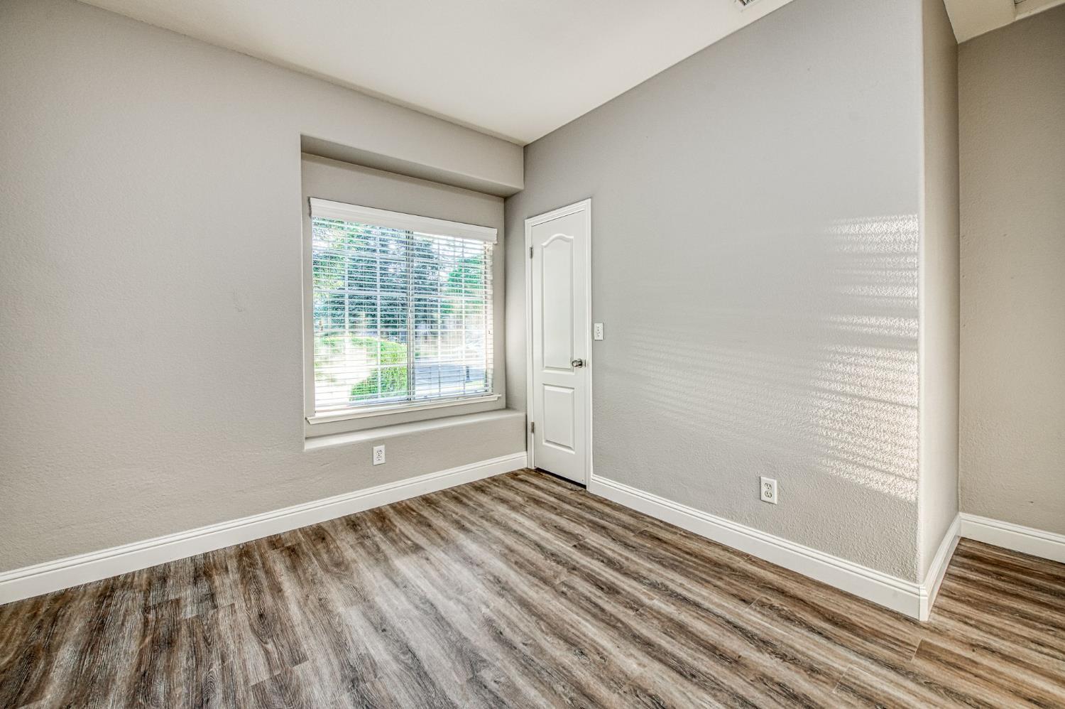 9882 N Meridian Avenue, Fresno, CA, 93720