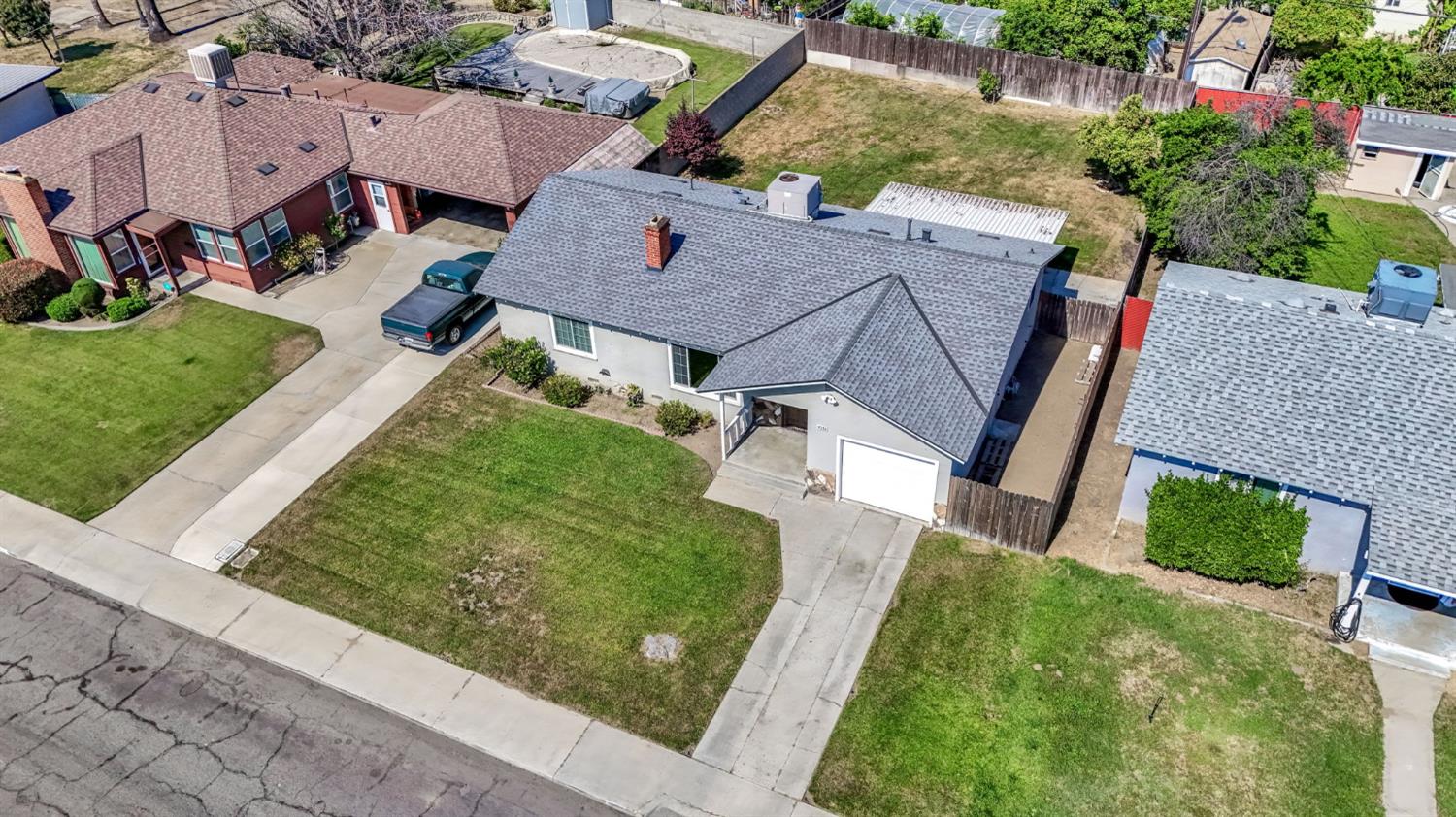4033 E Brentwood Avenue, Fresno, CA, 93703