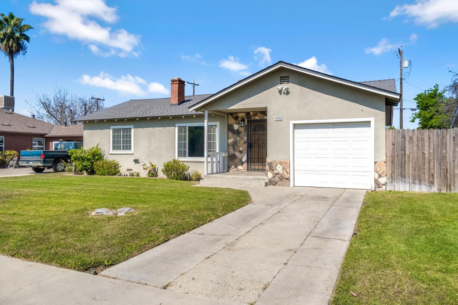 4033 E Brentwood Avenue, Fresno, CA, 93703