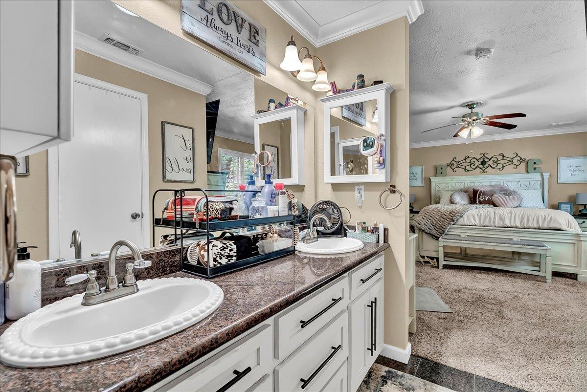 21544 Grangeville Boulevard, Lemoore, CA, 93245