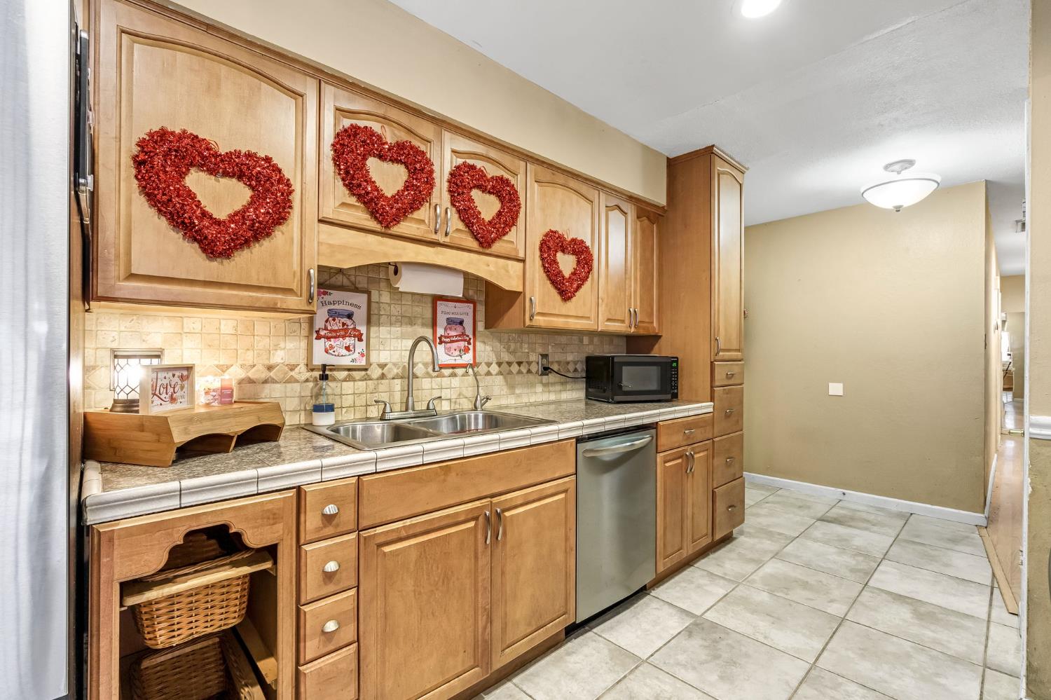 3849 N Stanford Avenue, Fresno, CA, 93727