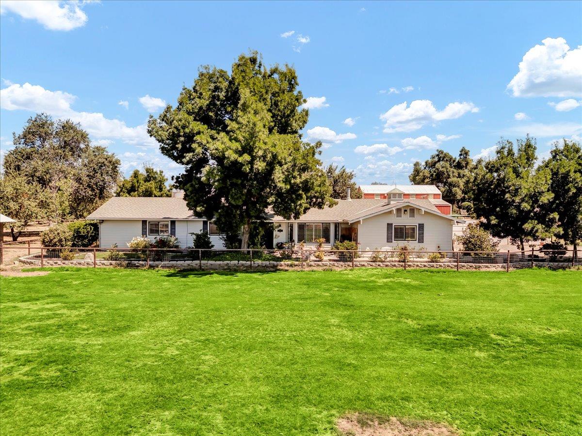 21544 Grangeville Boulevard, Lemoore, CA, 93245