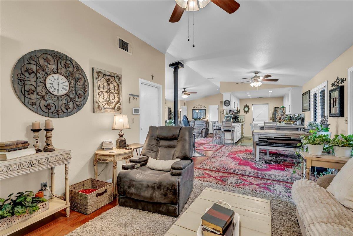 21544 Grangeville Boulevard, Lemoore, CA, 93245