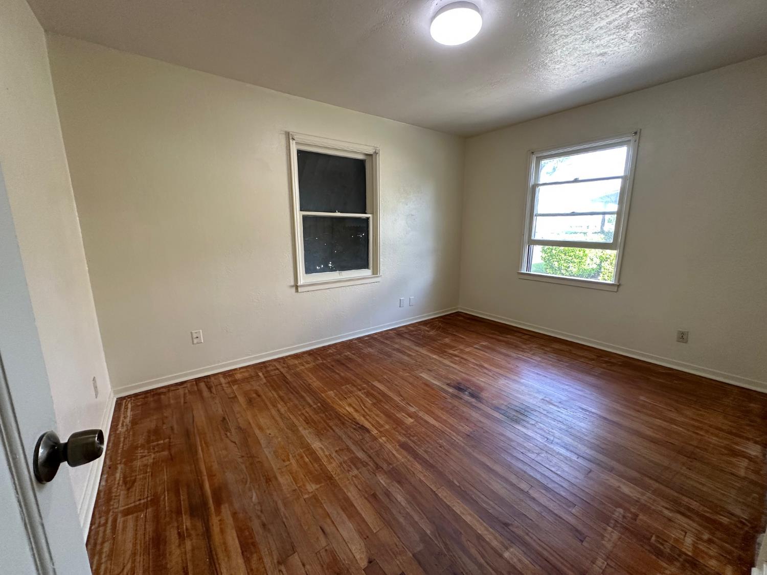 2042 Mayfair Drive E, Fresno, CA, 93703