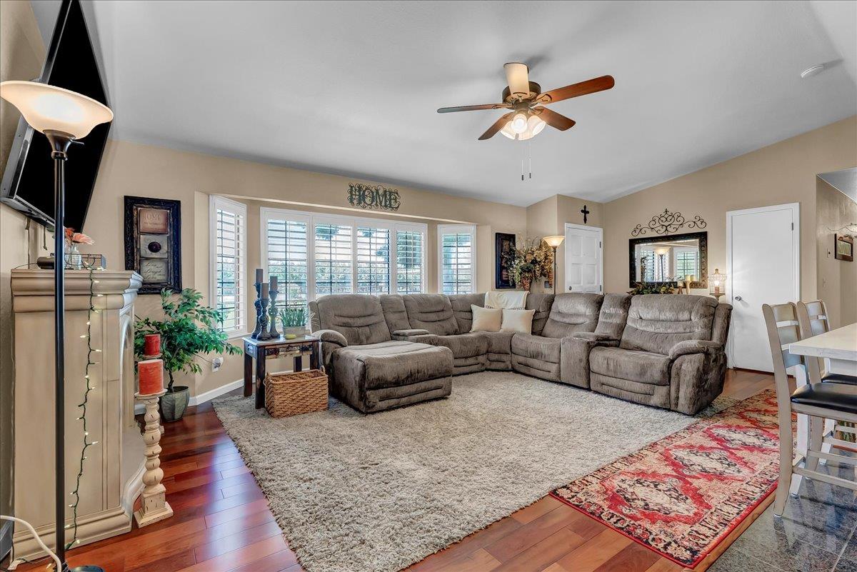 21544 Grangeville Boulevard, Lemoore, CA, 93245