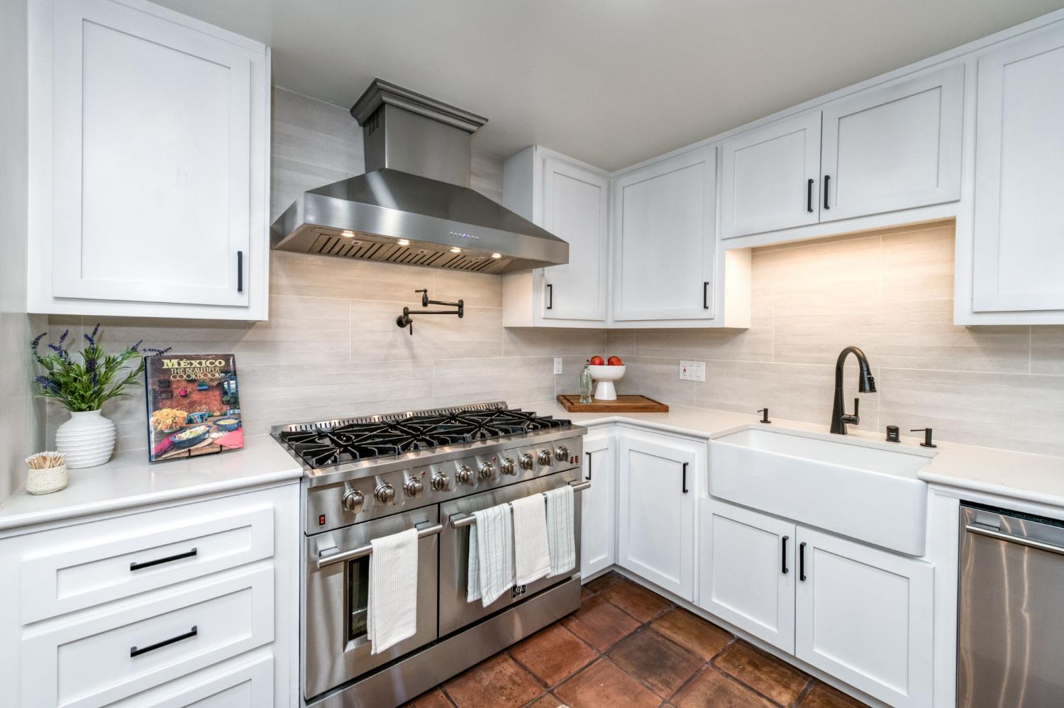 3646 W Spruce Avenue, Fresno, CA, 93711