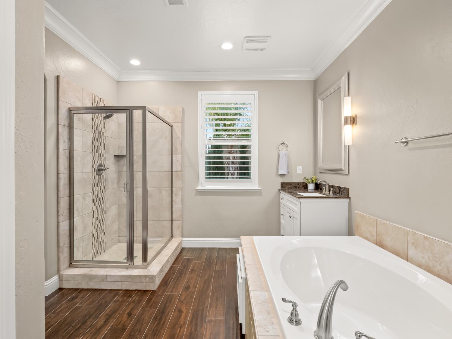 11617 N Bella Verde Avenue, Fresno, CA, 93730