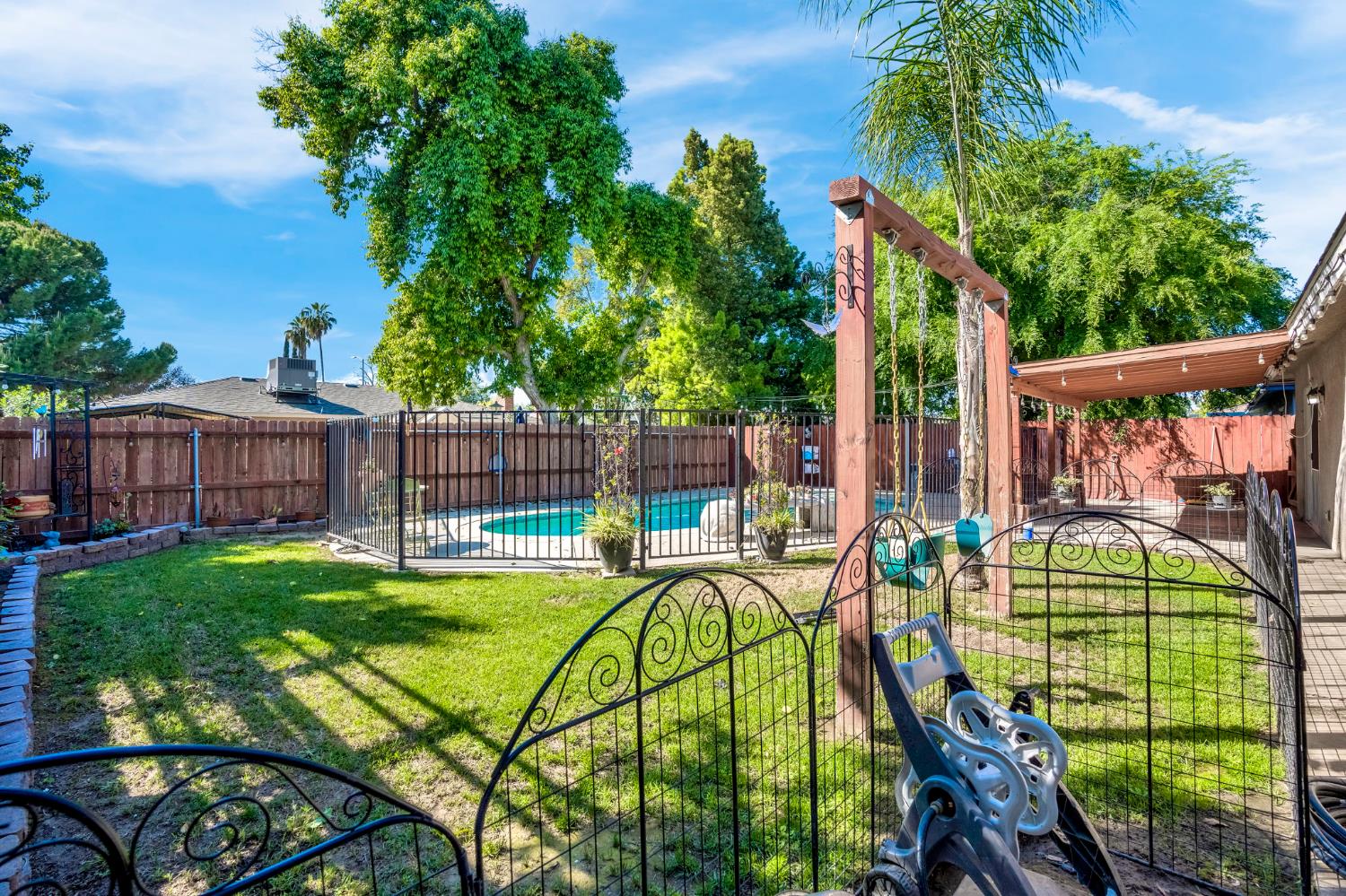 3849 N Stanford Avenue, Fresno, CA, 93727