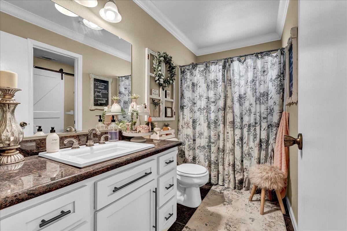 21544 Grangeville Boulevard, Lemoore, CA, 93245