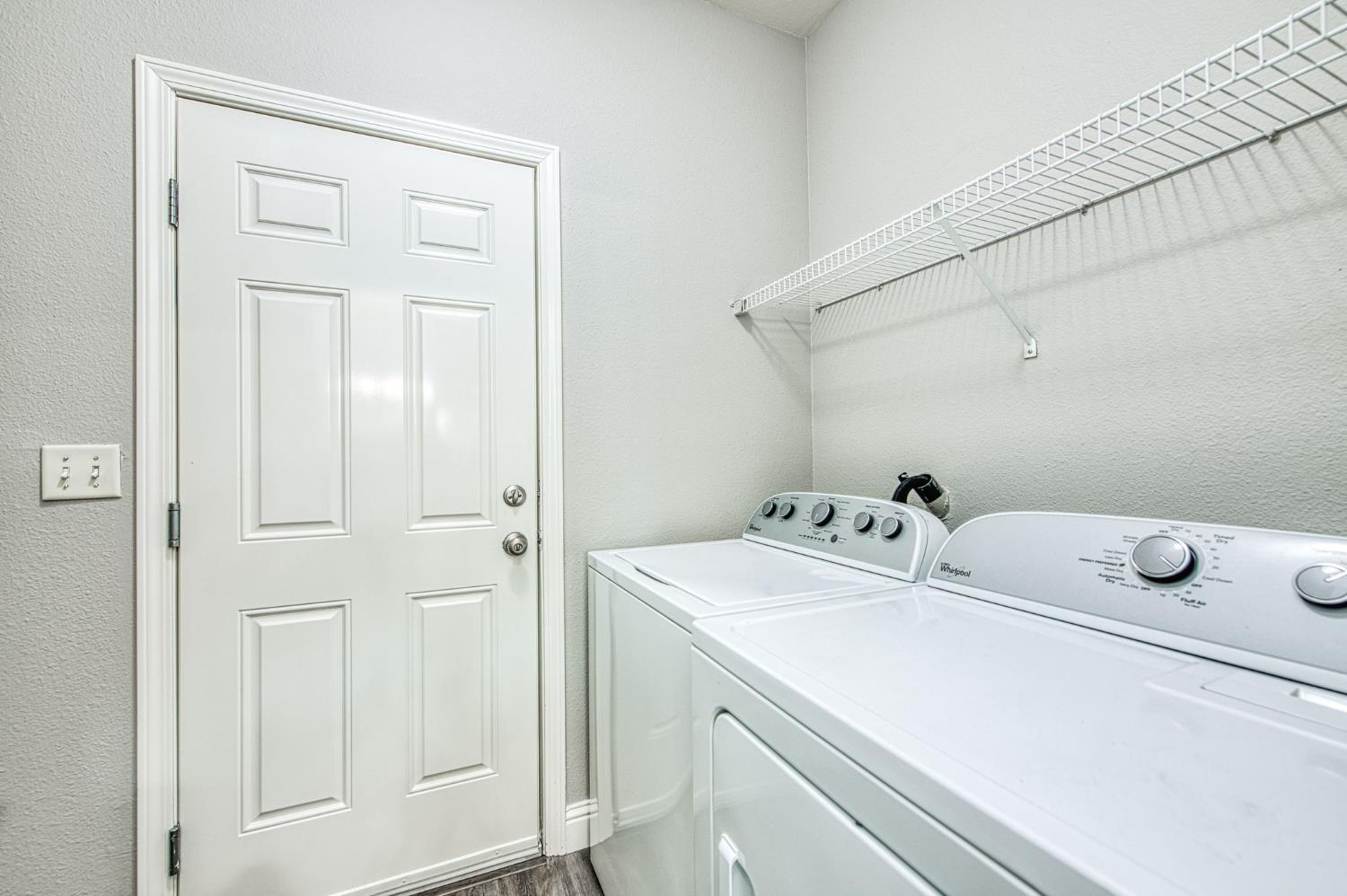 9882 N Meridian Avenue, Fresno, CA, 93720