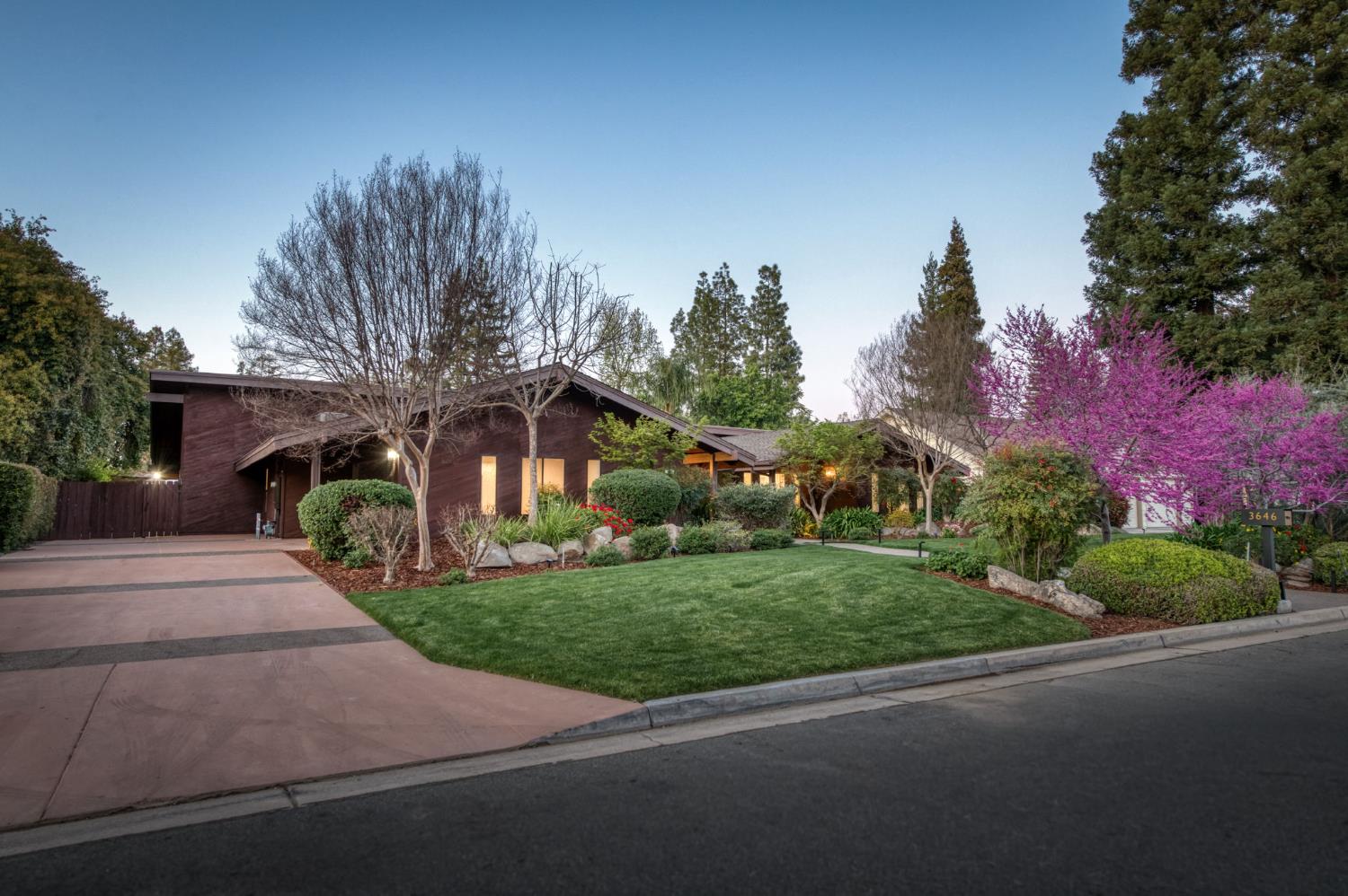 3646 W Spruce Avenue, Fresno, CA, 93711