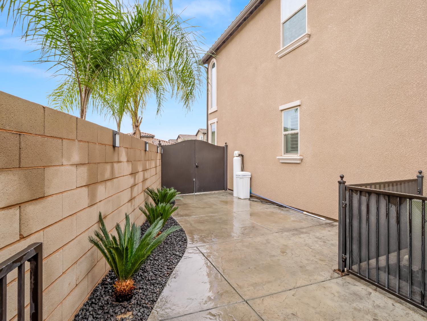 11617 N Bella Verde Avenue, Fresno, CA, 93730