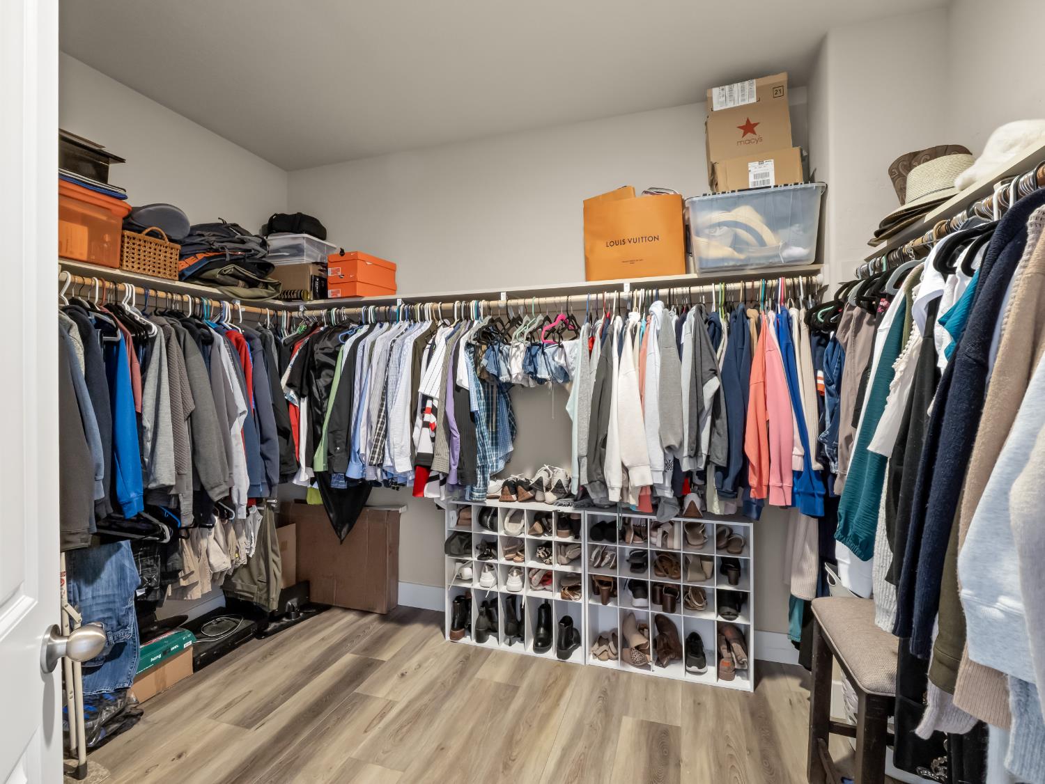 6878 W Alana Drive W, Fresno, CA, 93722