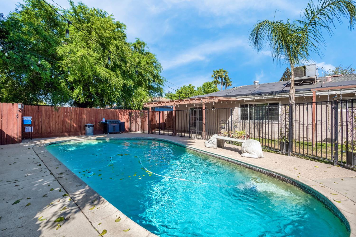 3849 N Stanford Avenue, Fresno, CA, 93727