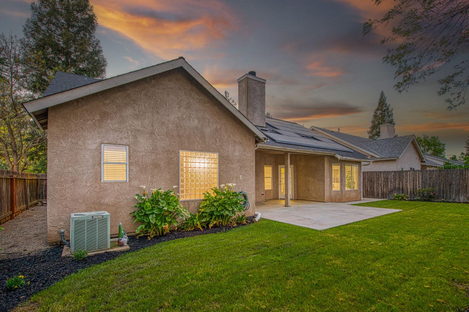 9882 N Meridian Avenue, Fresno, CA, 93720