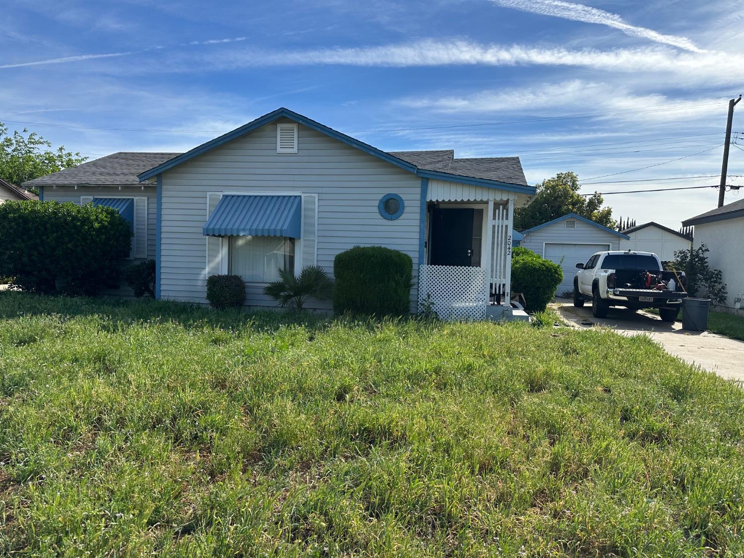 2042 Mayfair Drive E, Fresno, CA, 93703