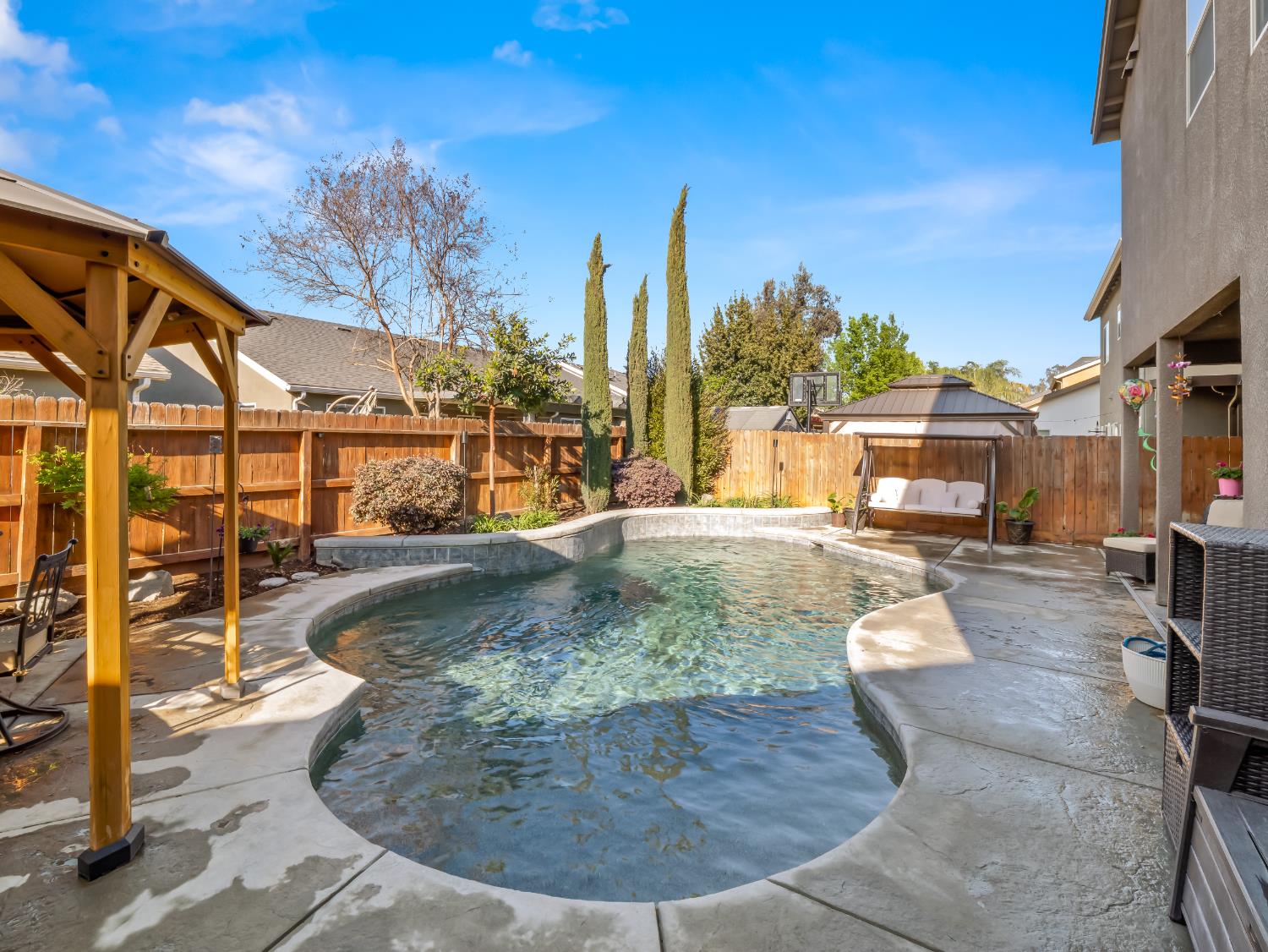 6878 W Alana Drive W, Fresno, CA, 93722