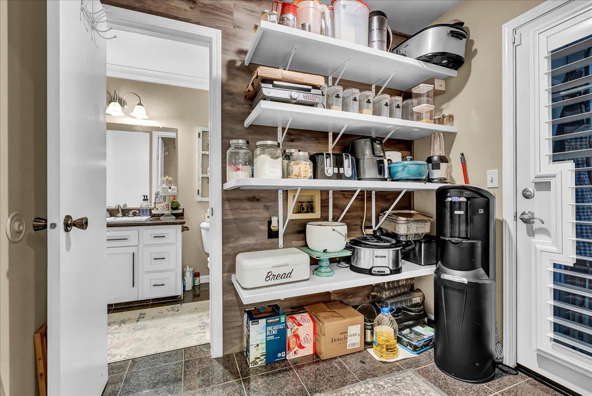 21544 Grangeville Boulevard, Lemoore, CA, 93245