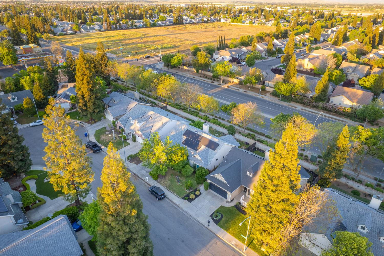 9882 N Meridian Avenue, Fresno, CA, 93720