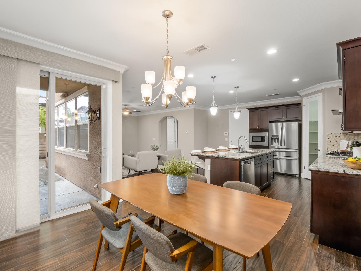 11617 N Bella Verde Avenue, Fresno, CA, 93730