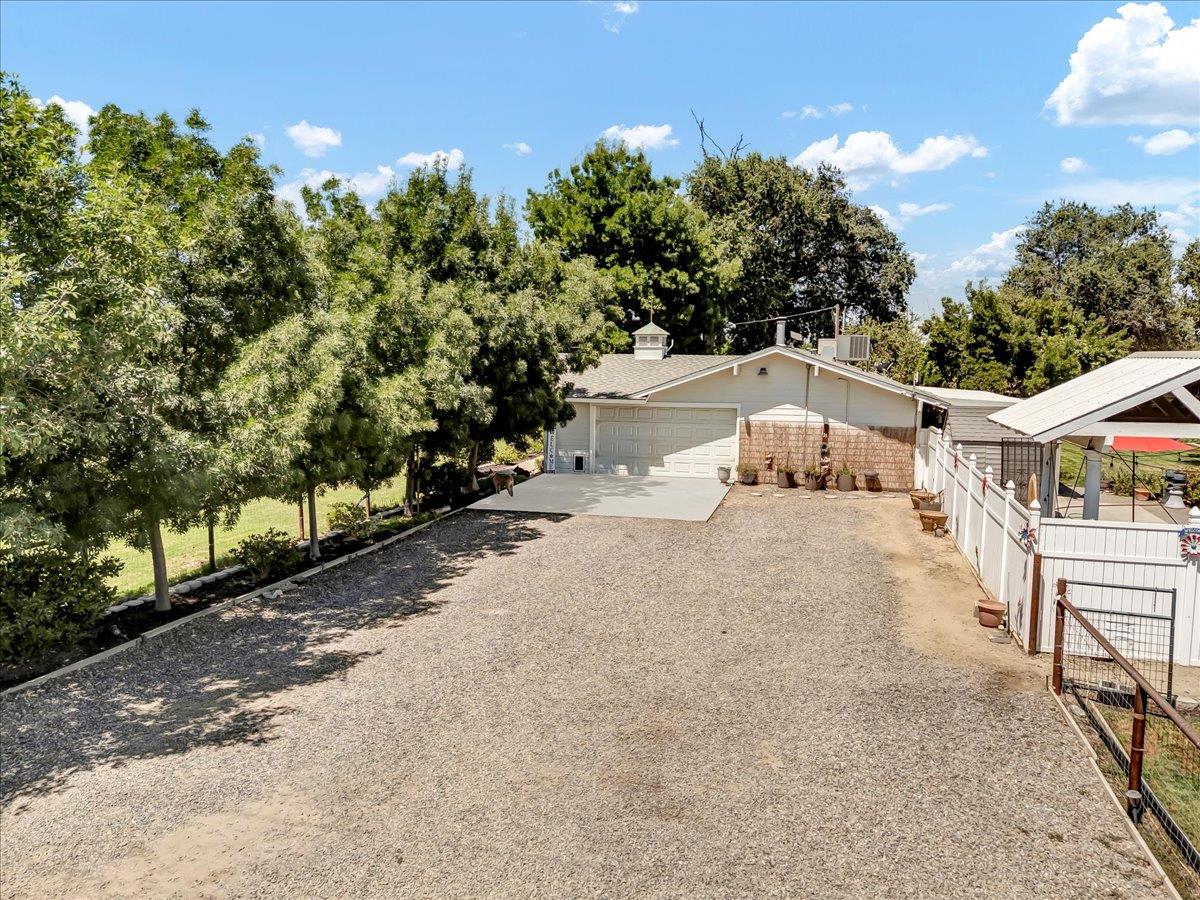 21544 Grangeville Boulevard, Lemoore, CA, 93245