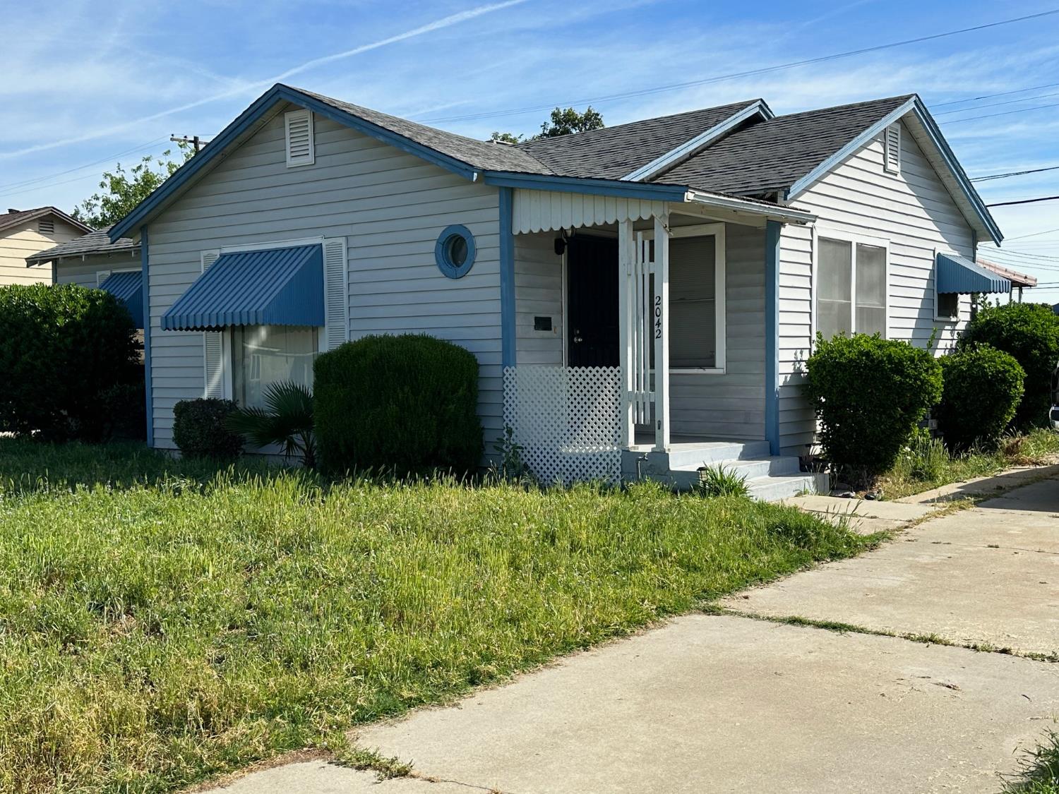 2042 Mayfair Drive E, Fresno, CA, 93703