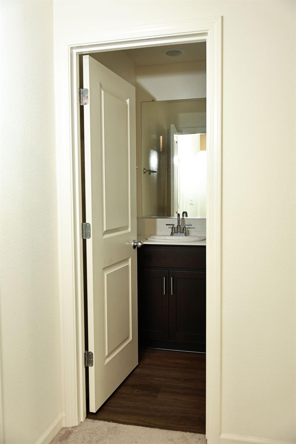 1382 Shoreline Drive, Madera, CA, 93637