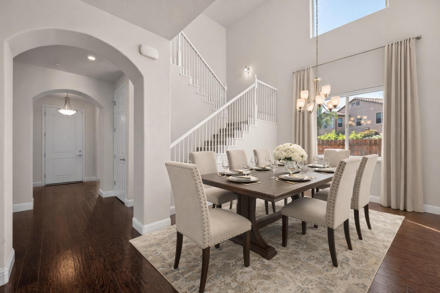 1805 E Bella Rosa Avenue, Fresno, CA, 93730