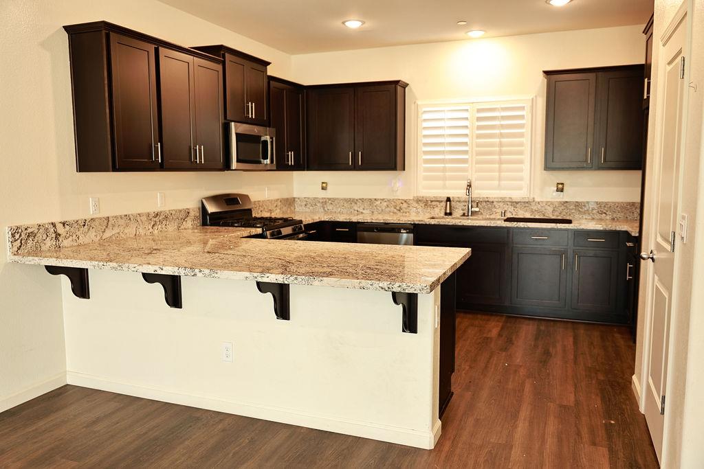 1382 Shoreline Drive, Madera, CA, 93637