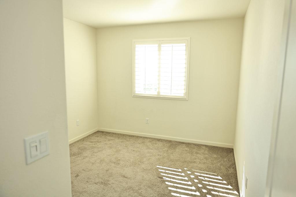 1382 Shoreline Drive, Madera, CA, 93637