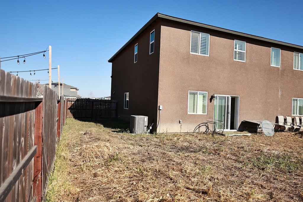 1382 Shoreline Drive, Madera, CA, 93637