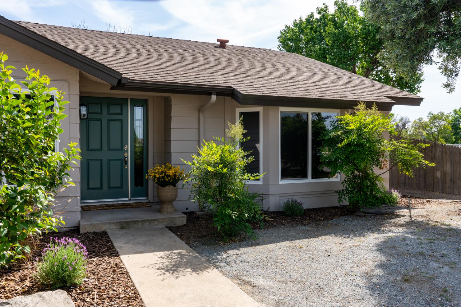 Single Family in Fresno - photo 3
