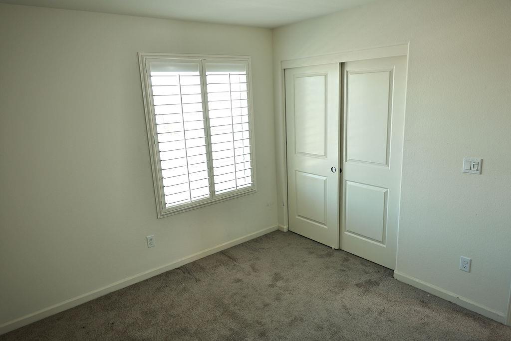 1382 Shoreline Drive, Madera, CA, 93637