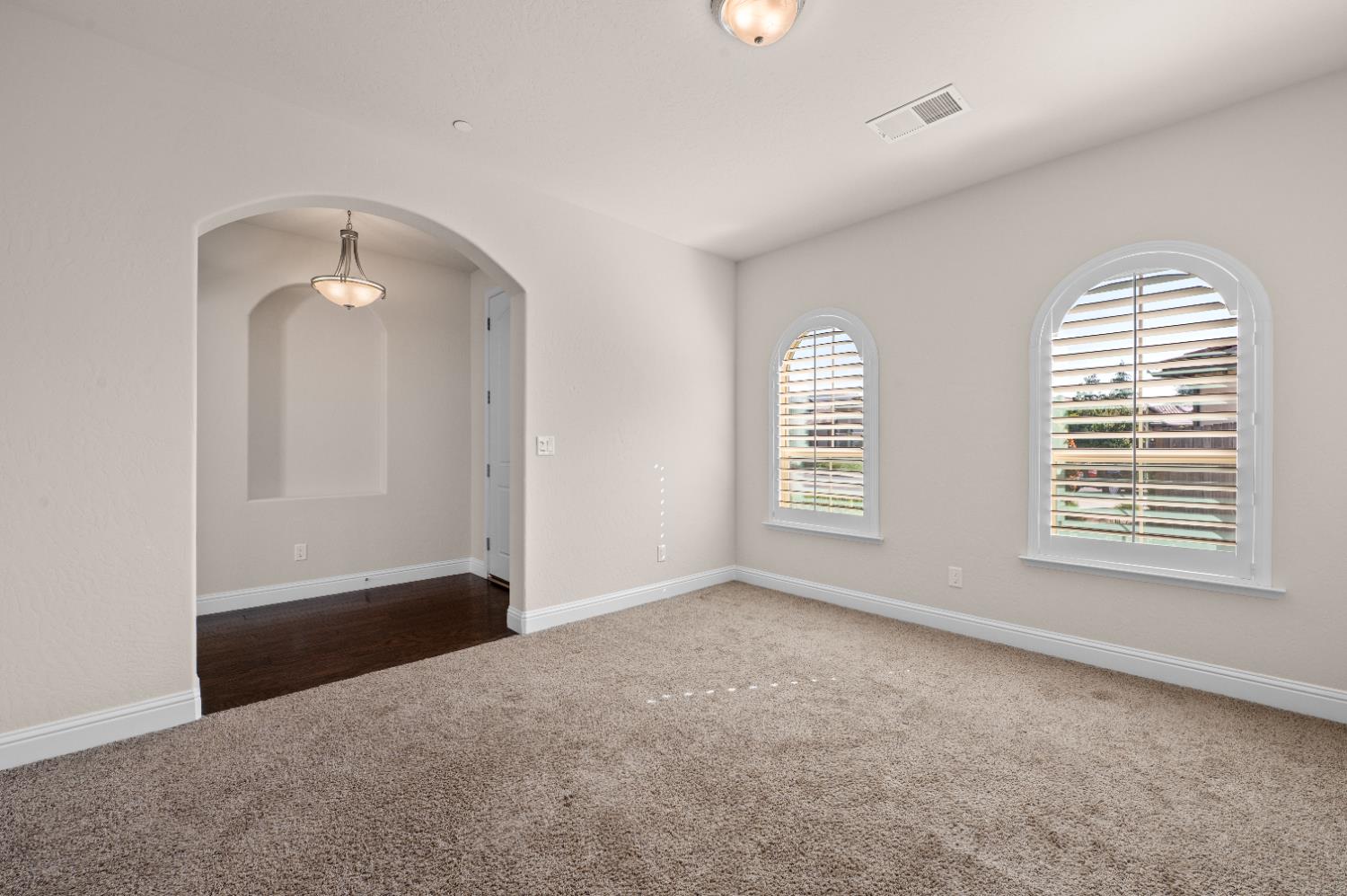 1805 E Bella Rosa Avenue, Fresno, CA, 93730