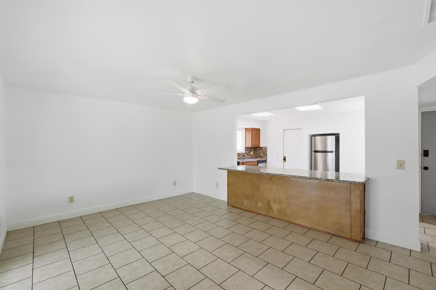 4907 E Platt Avenue, Fresno, CA, 93727