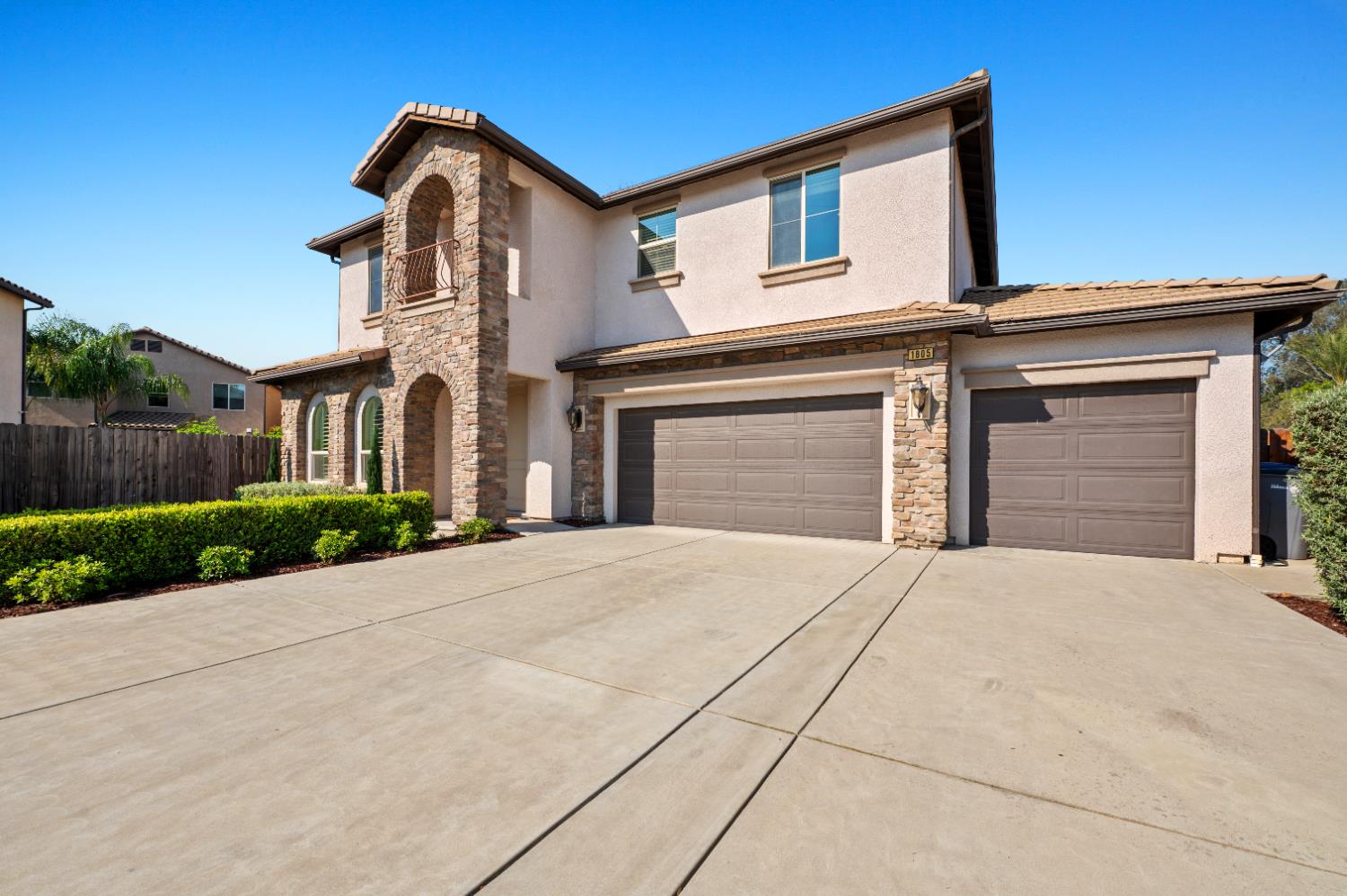 1805 E Bella Rosa Avenue, Fresno, CA, 93730