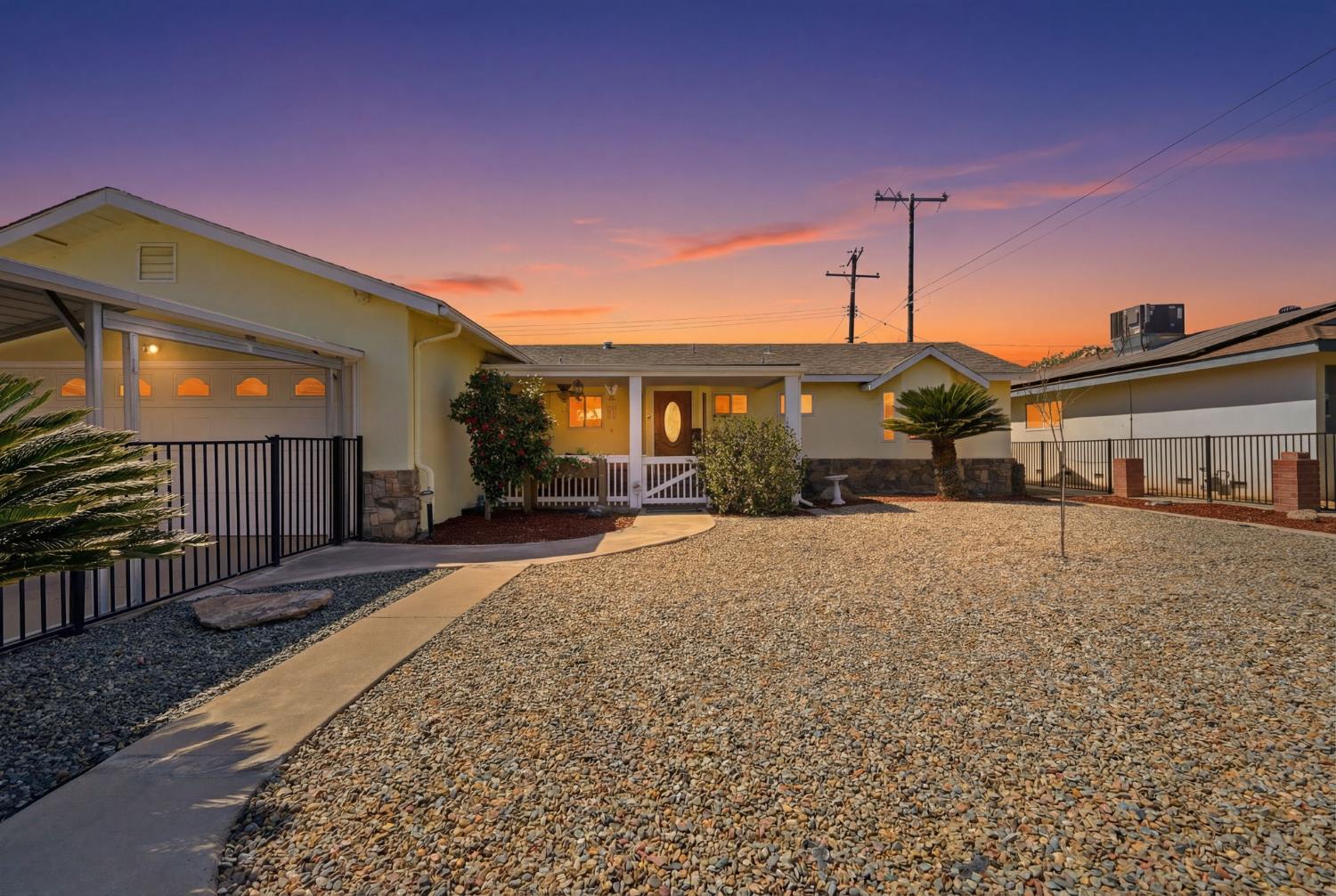 Single Family in Porterville - main photo