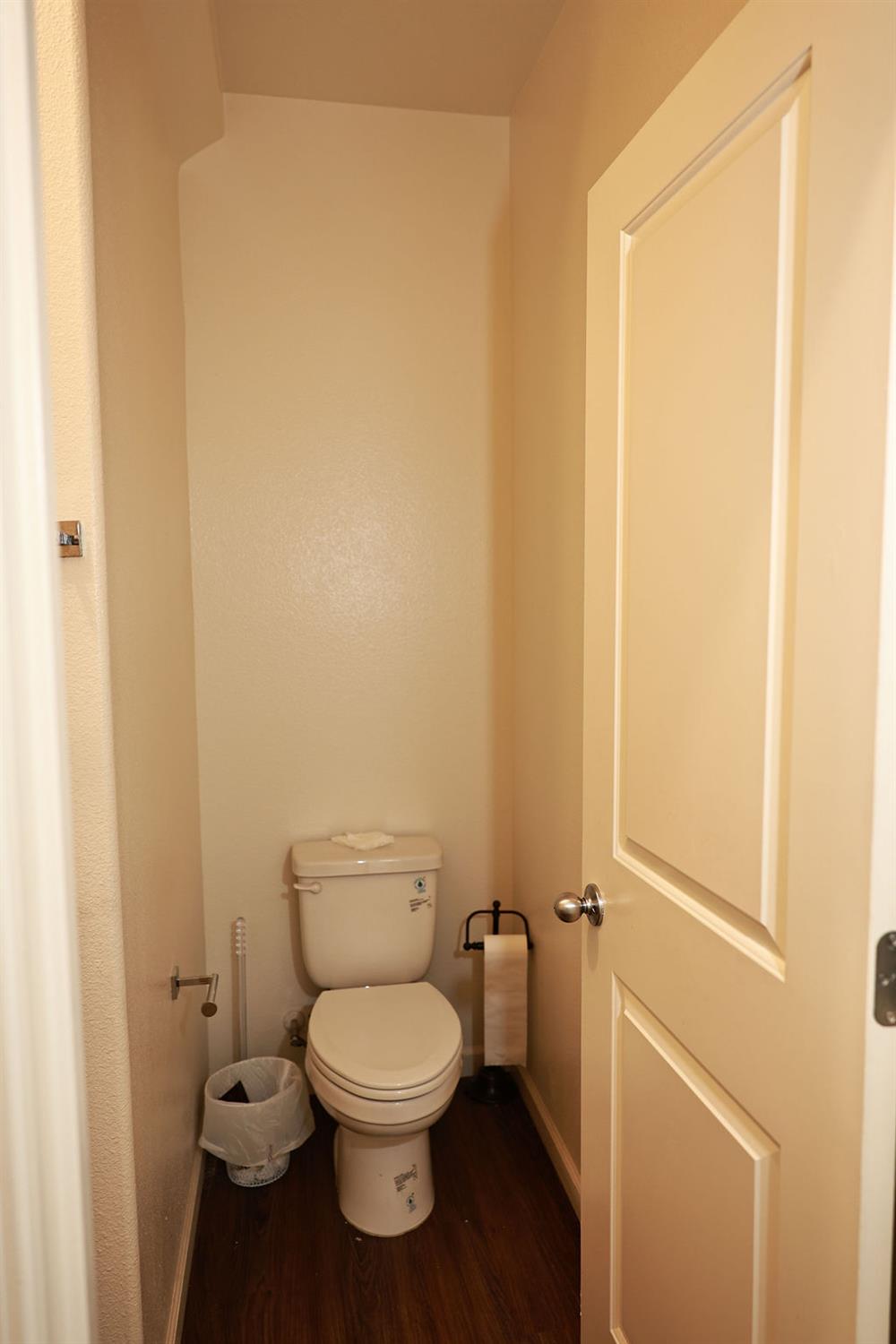 1382 Shoreline Drive, Madera, CA, 93637