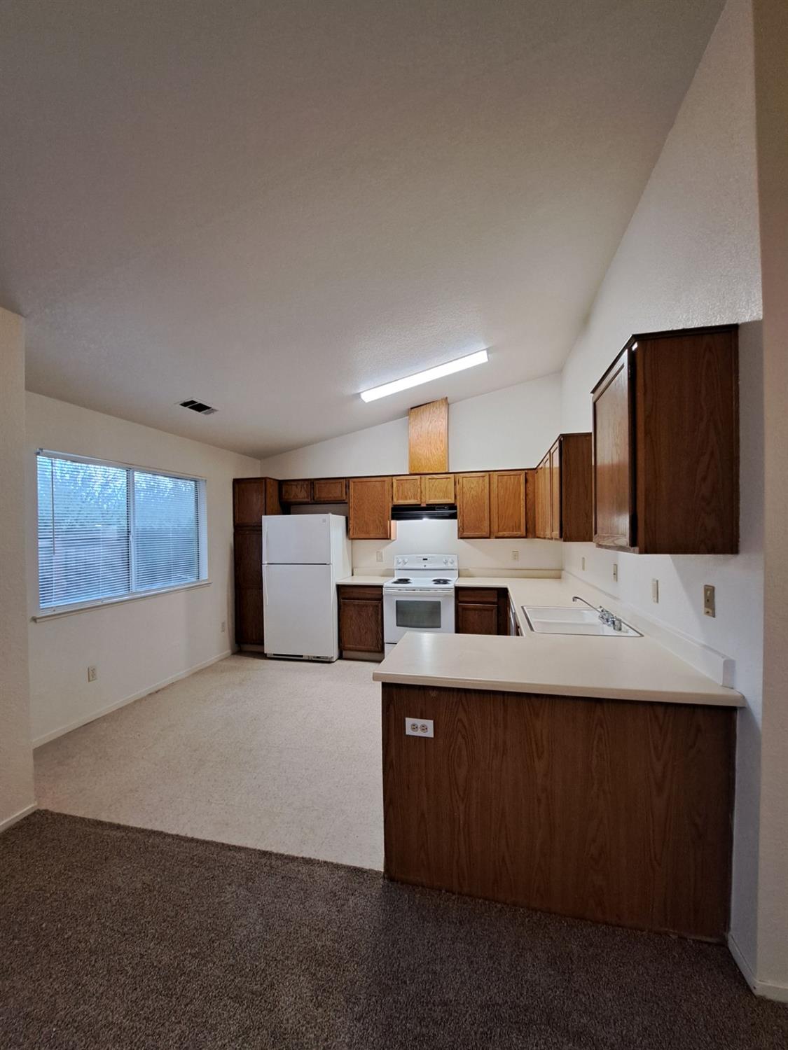 12476 Georgia Lane, Madera, CA, 93637