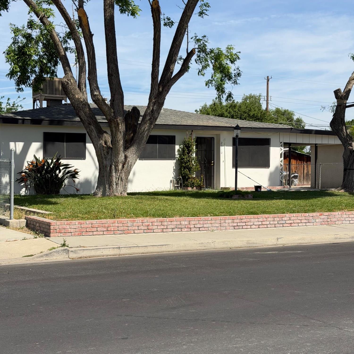 Single Family in Corcoran - main photo